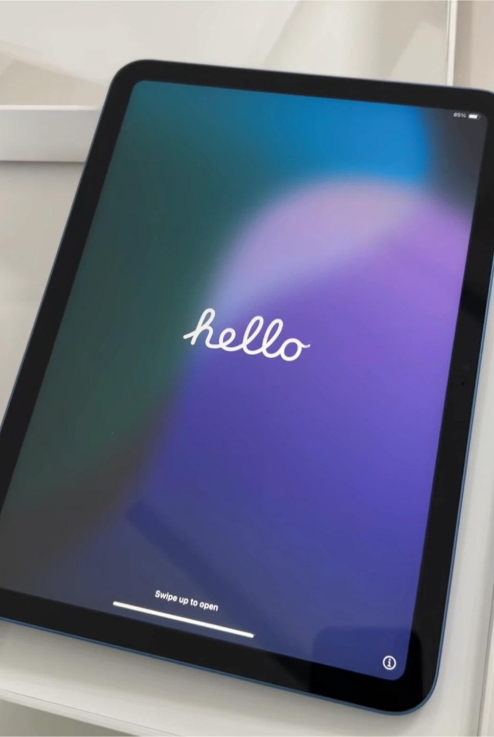 Apple iPad first generation - photo 2