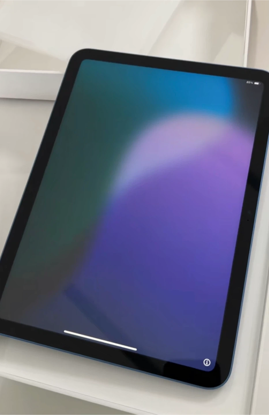 Apple iPad first generation - photo 3
