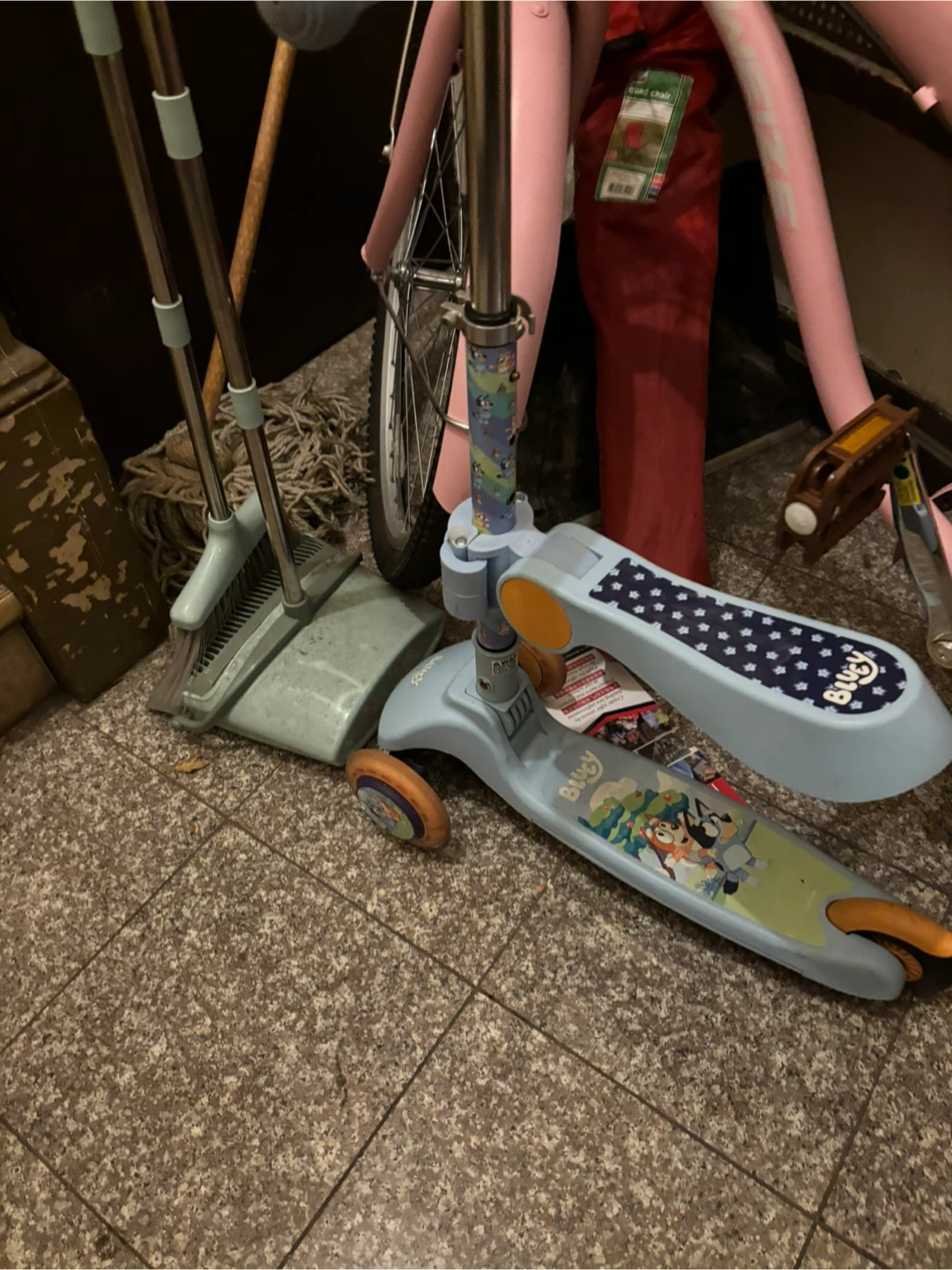 Bluey 3-Wheel Scooter - photo 4