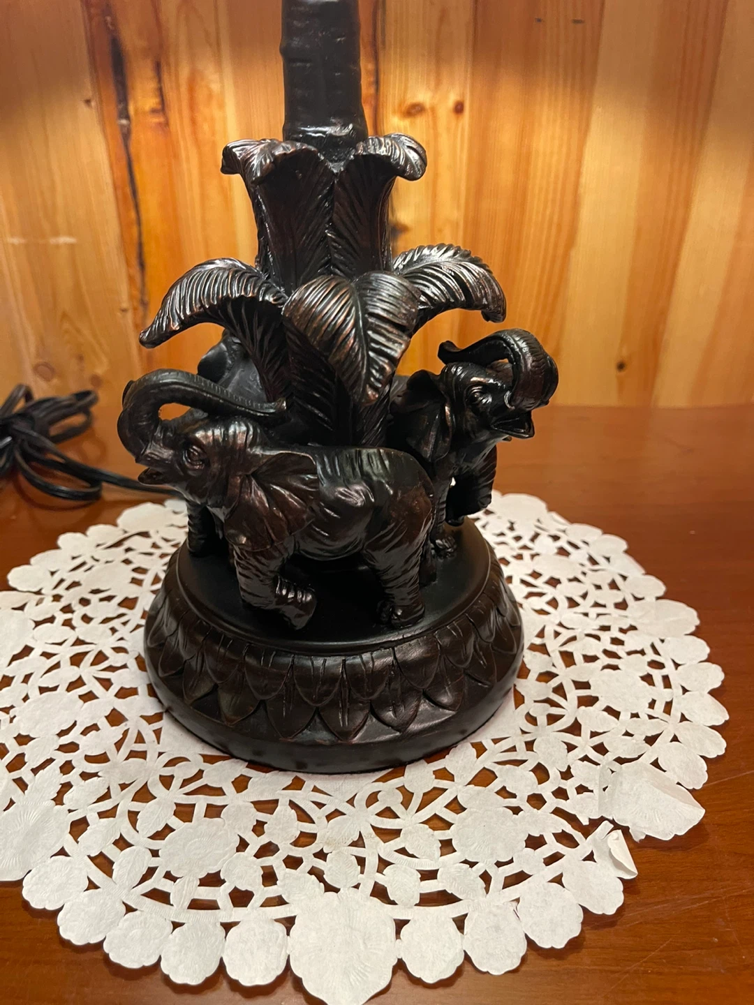 A beautiful Tiffany Style stained glass table lamp - photo 5