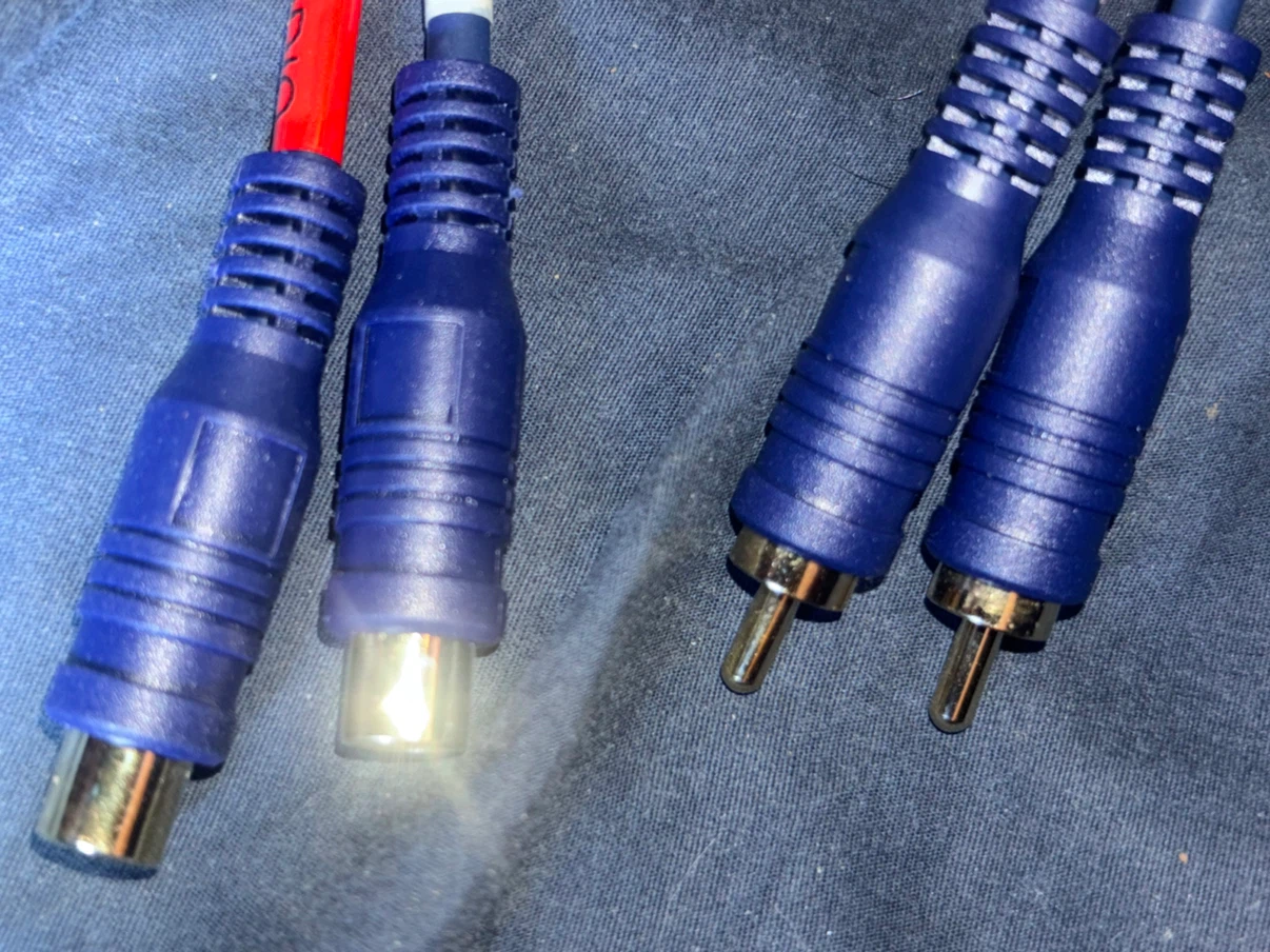 25ft RCA Stereo Audio Extension Cables - photo 2