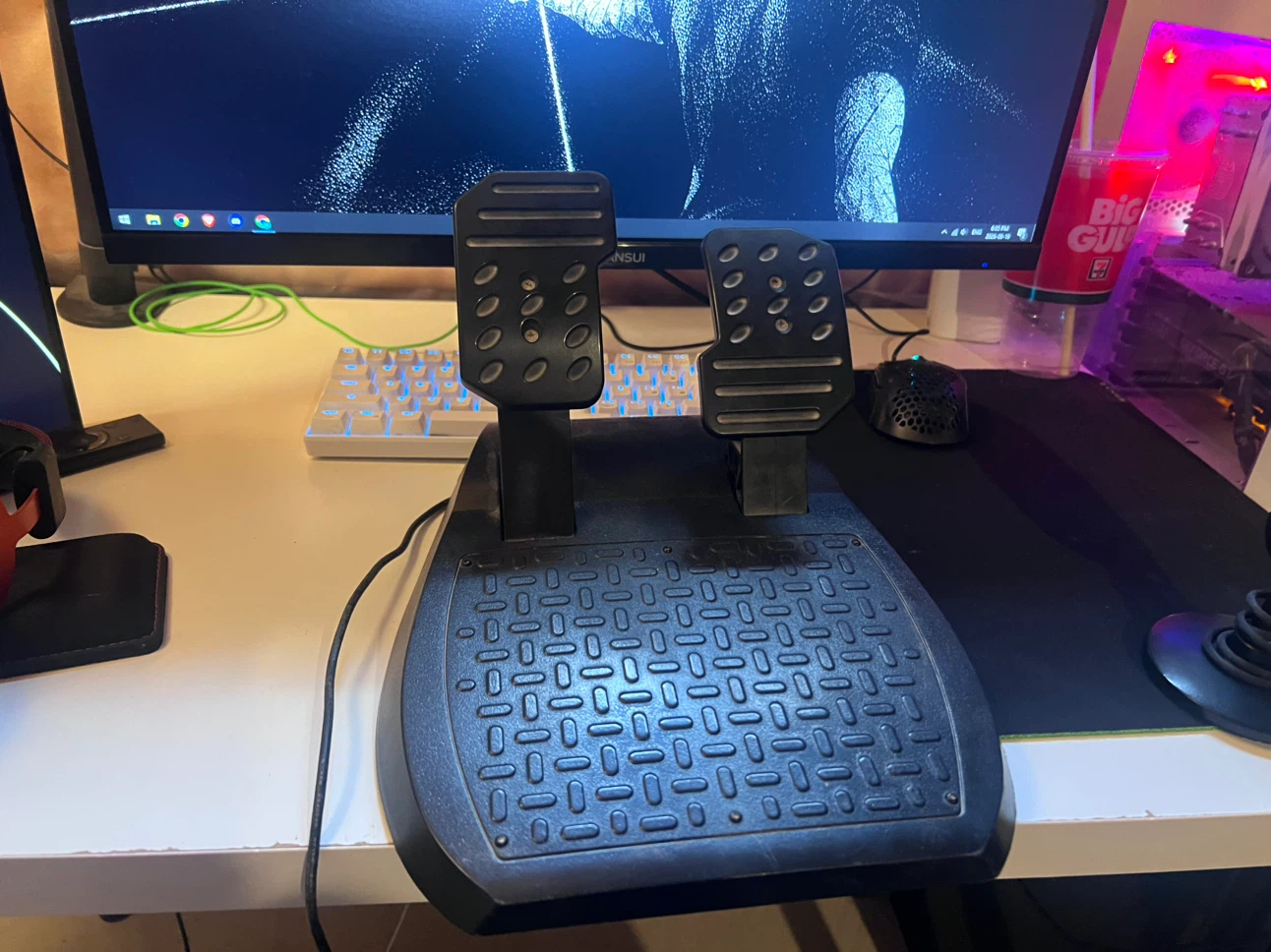 Thrustmaster T150 Racing Wheel and Pedals - photo 2