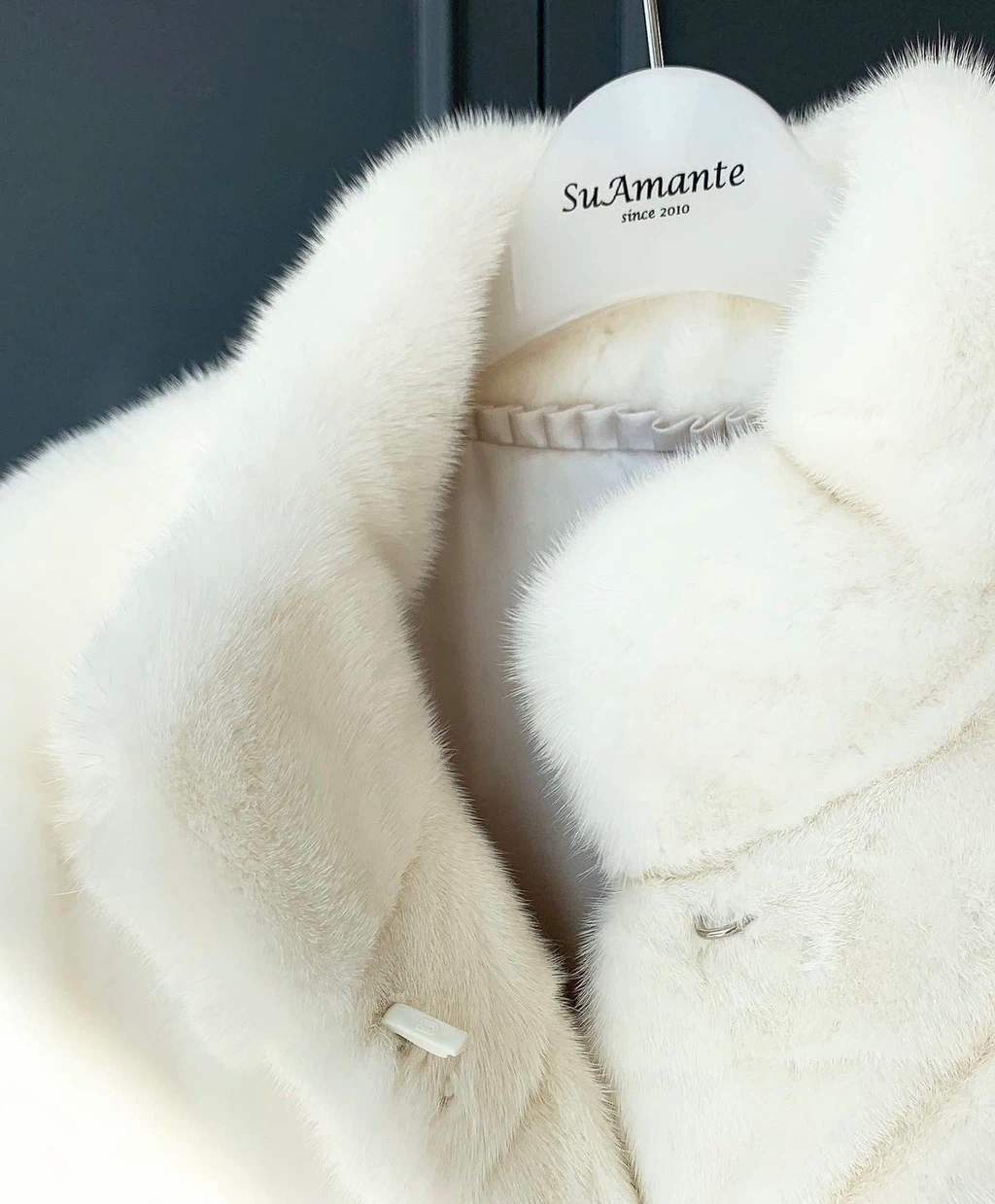 Kopenhagen Platinum mink fur coat (xs/s) - photo 4