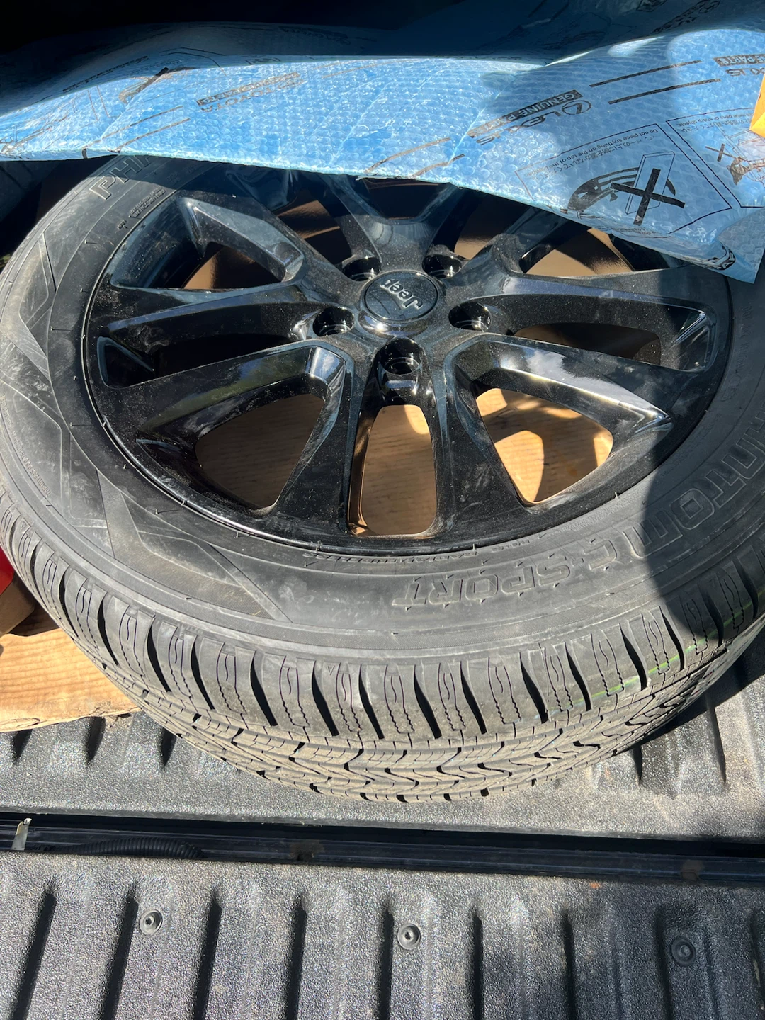 Phantom C-Sport Tire 265/50 R20 - photo 3