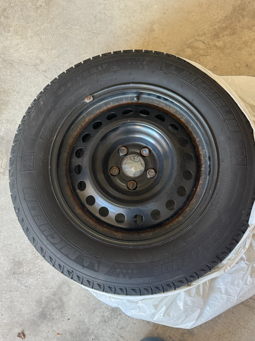 Michelin Latitude X-Ice Xi2 Tire 225/65 R17 - photo 3