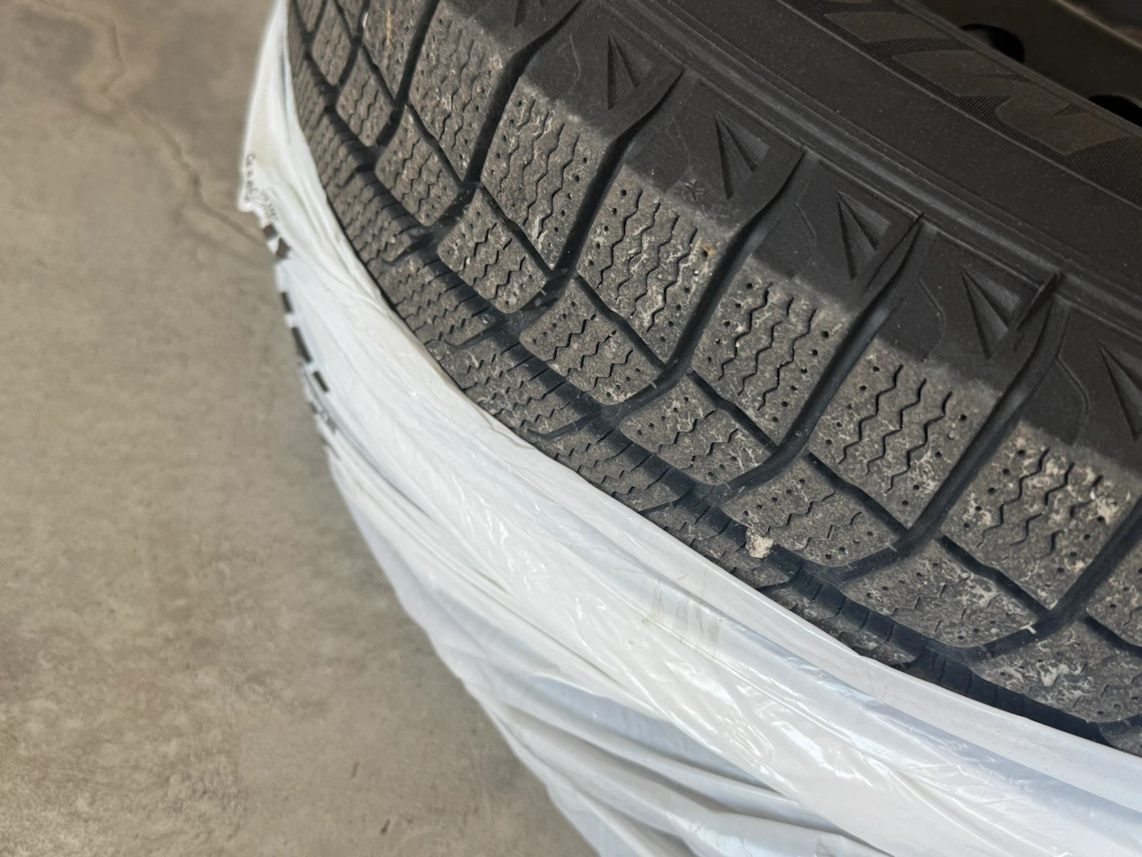 Michelin Latitude X-Ice Xi2 Tire 225/65 R17 - photo 5