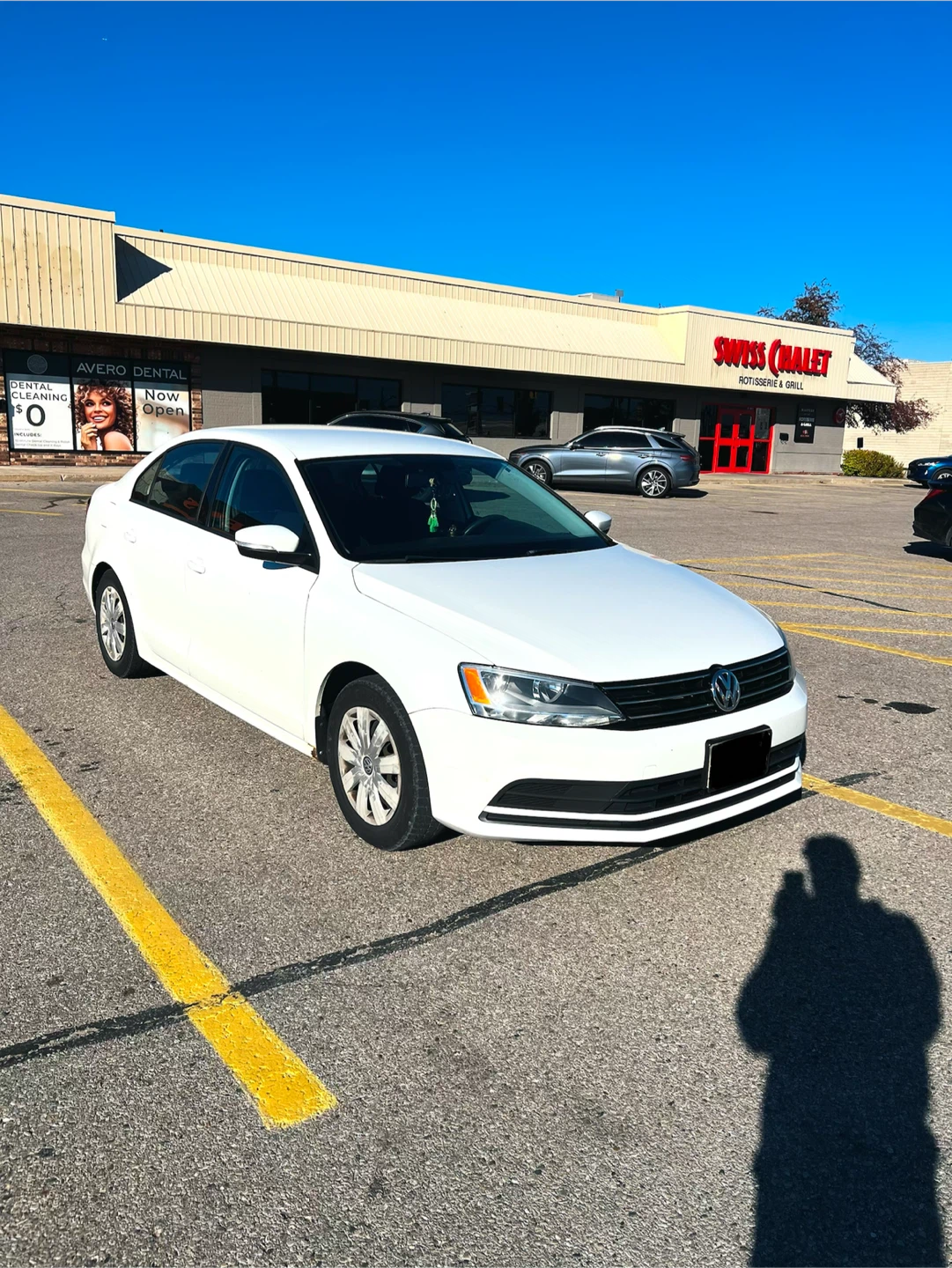 2015 Volkswagen Jetta. - photo 2