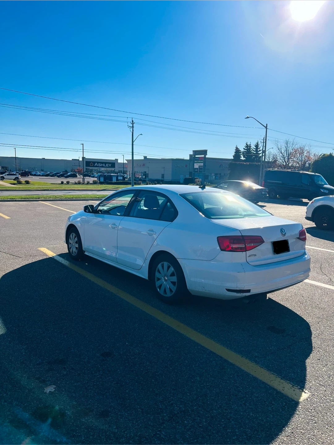 2015 Volkswagen Jetta. - photo 5