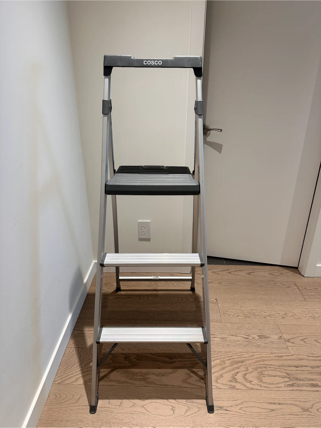 Cosco 3-Step Folding Stepladder - photo 2