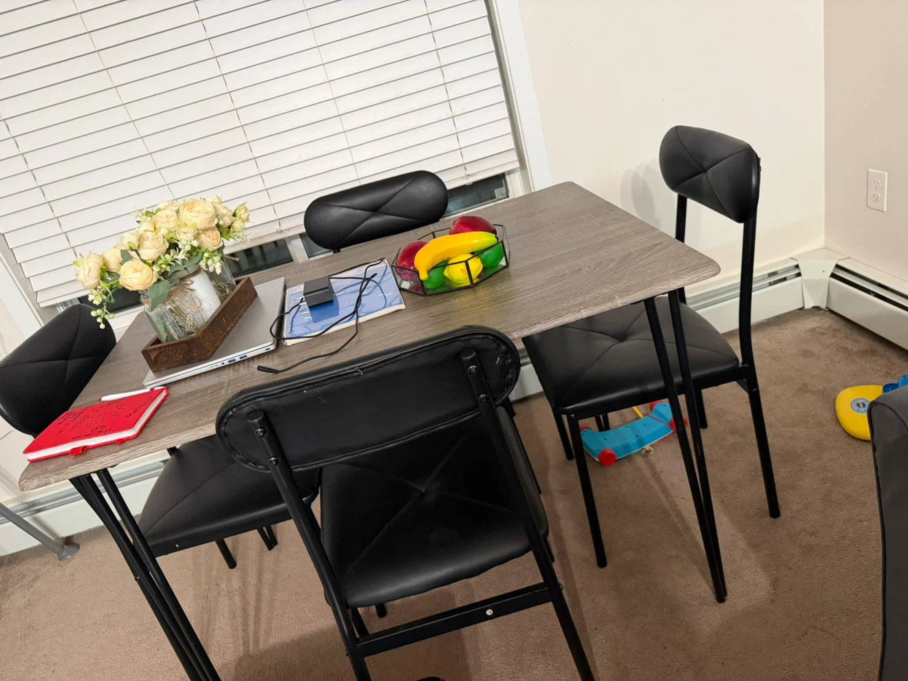 Dining table set with 4 chairs