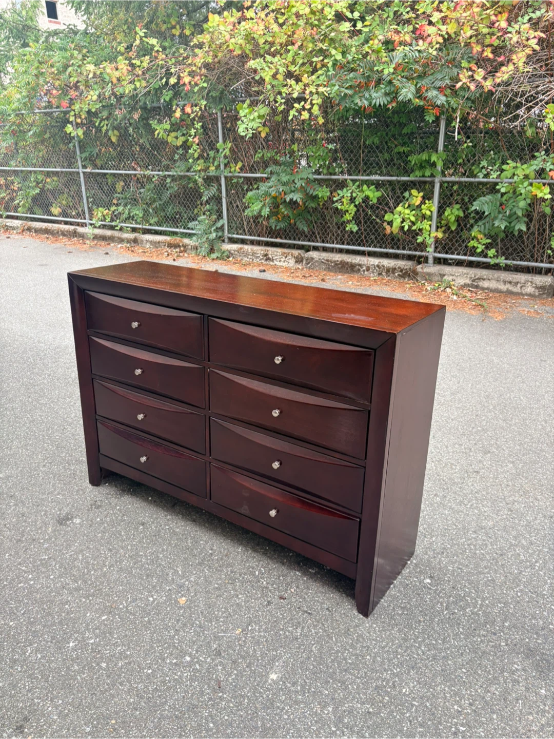 Dresser ( delivery available) - photo 2
