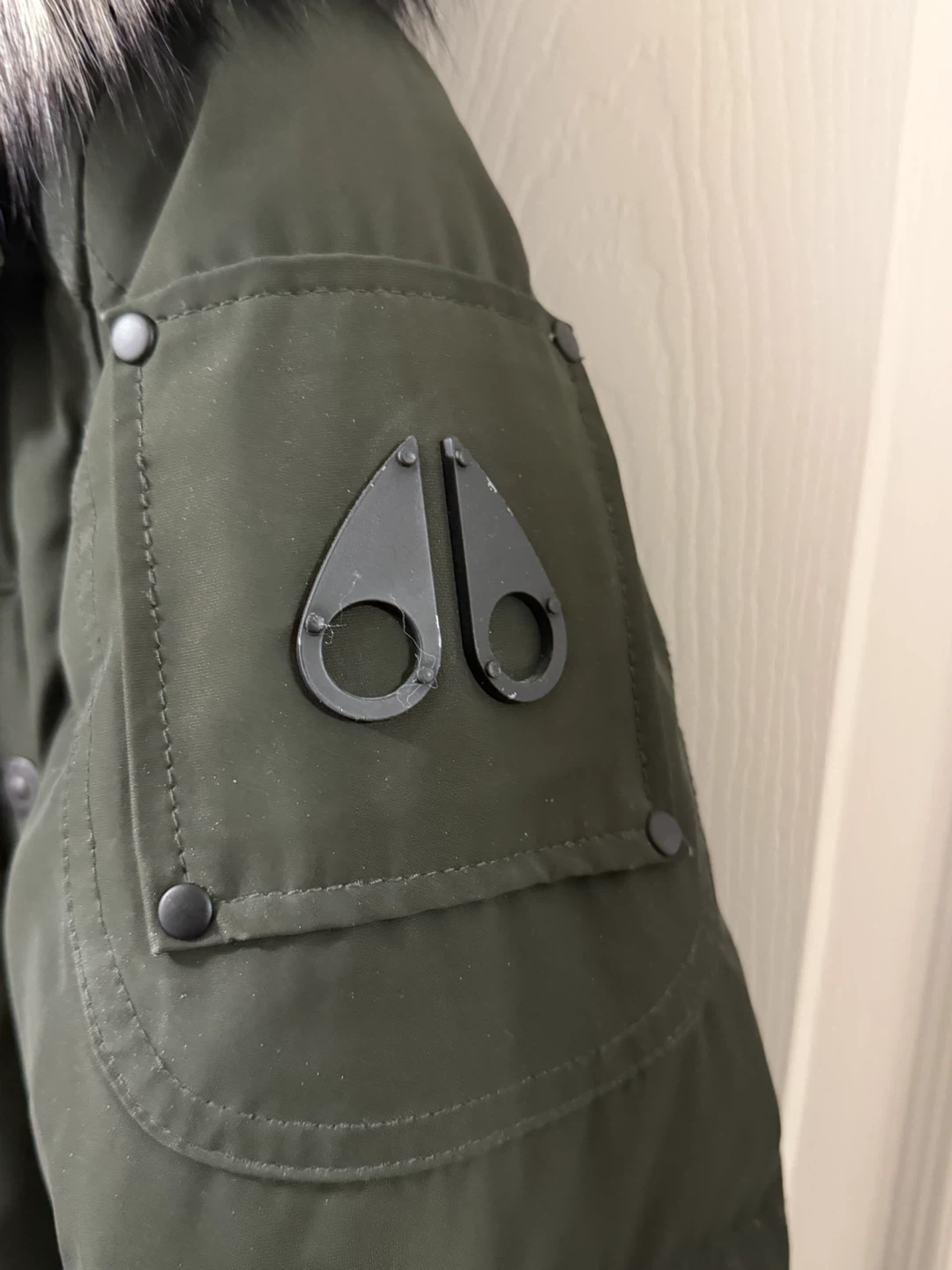 Women Moose Knuckles Olive Winter Parka - Size S - photo 2