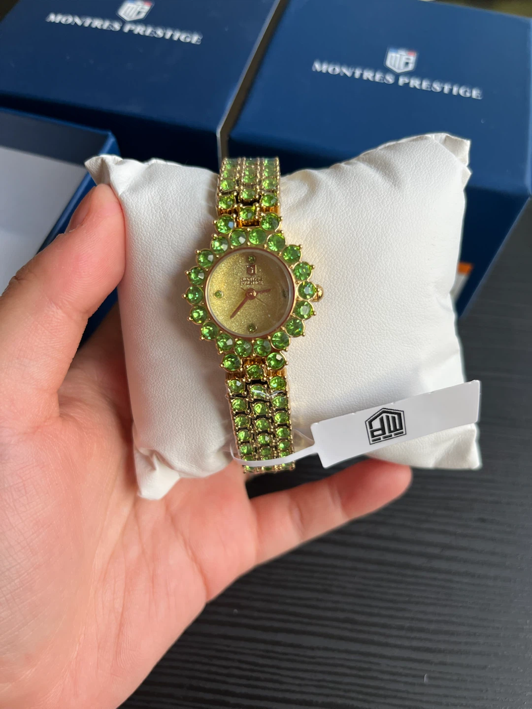 Montres Prestige Green Crystal Gold Watch 26mm NEW - photo 2