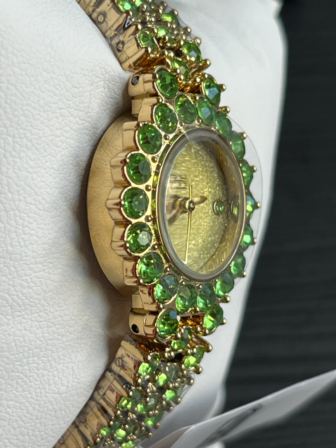 Montres Prestige Green Crystal Gold Watch 26mm NEW - photo 5