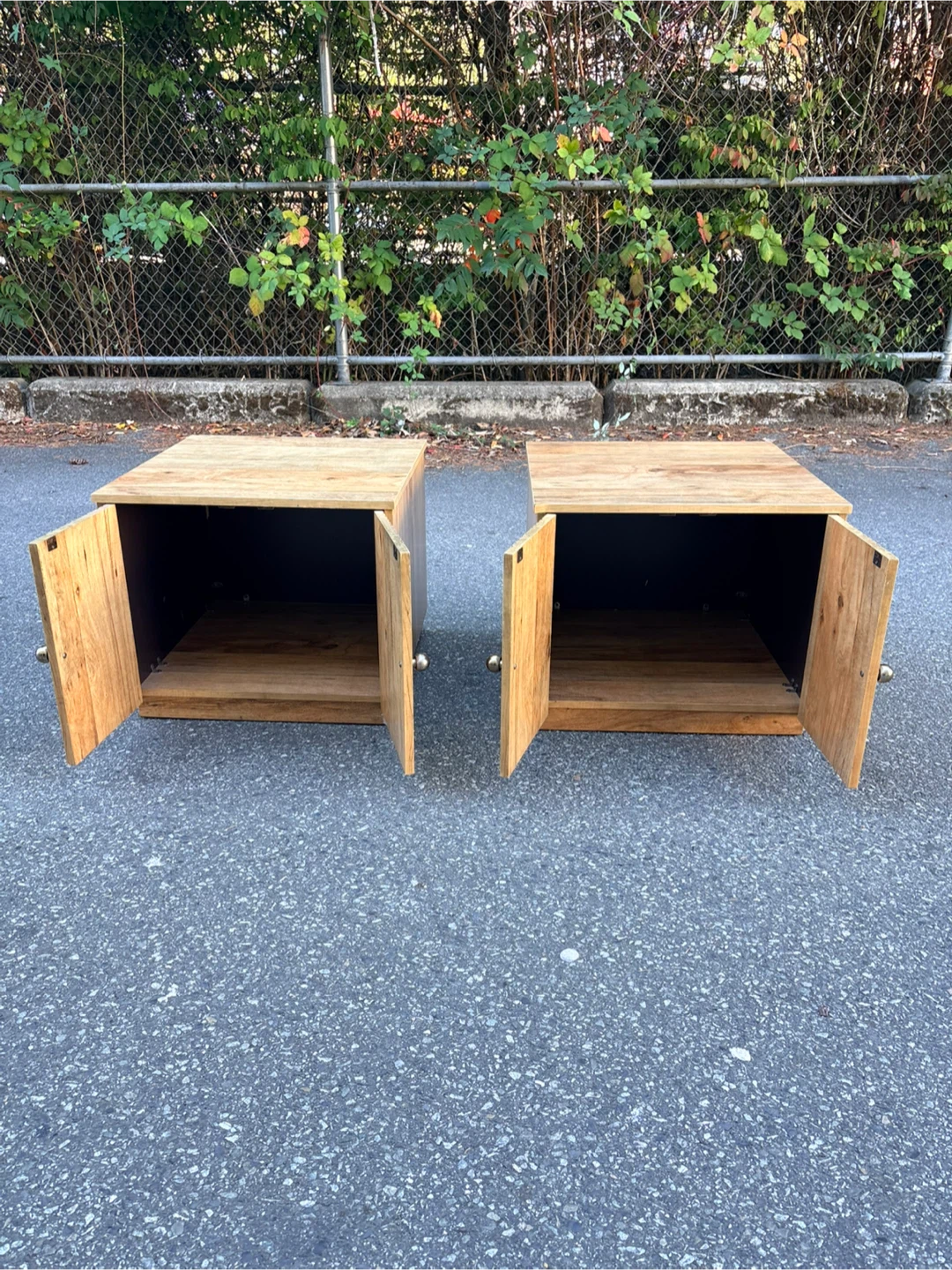 Night tables - photo 3