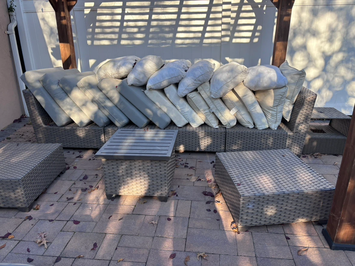 Outside furniture - photo 4