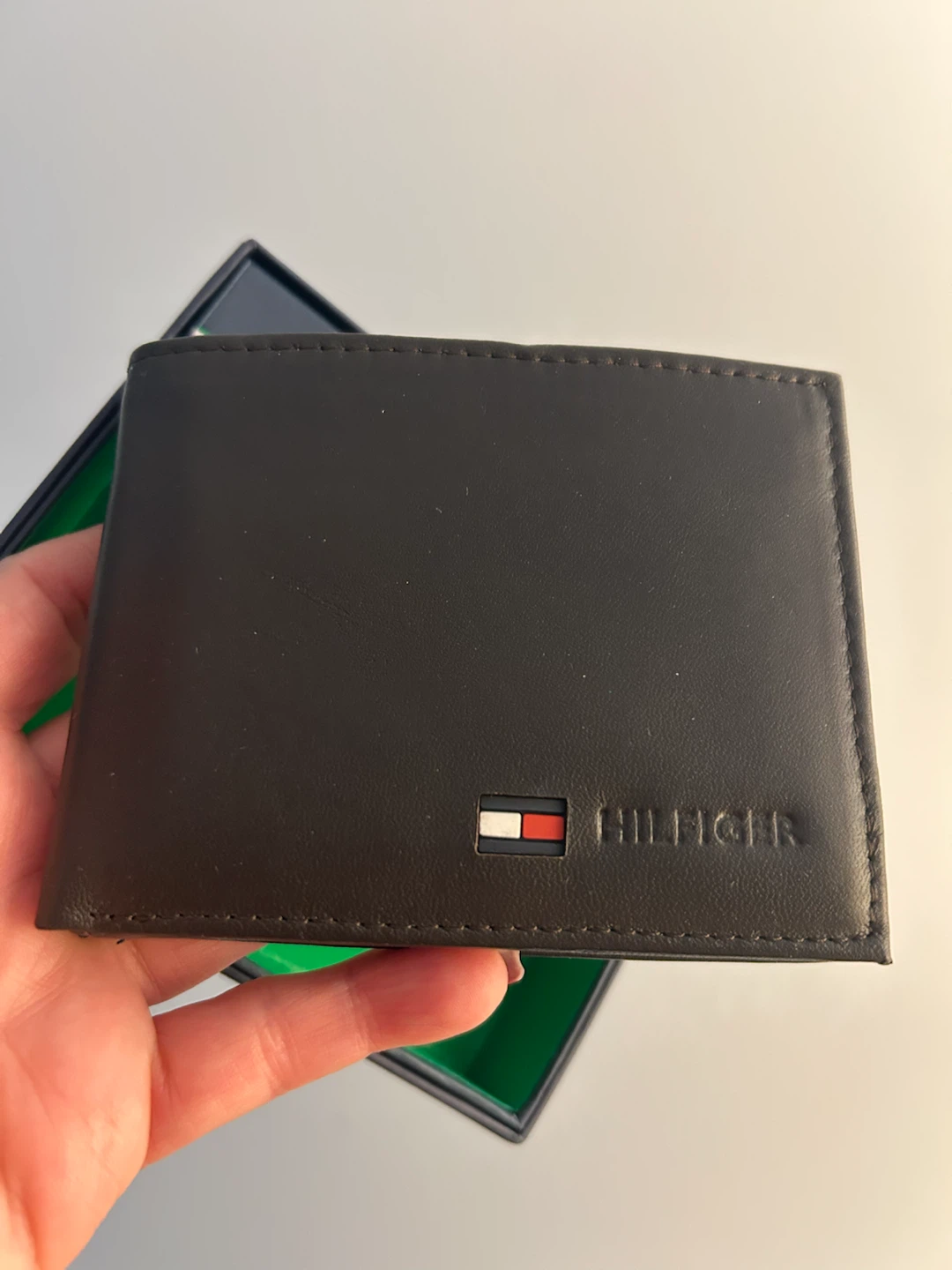 Tommy Hilfiger Leather Wallet