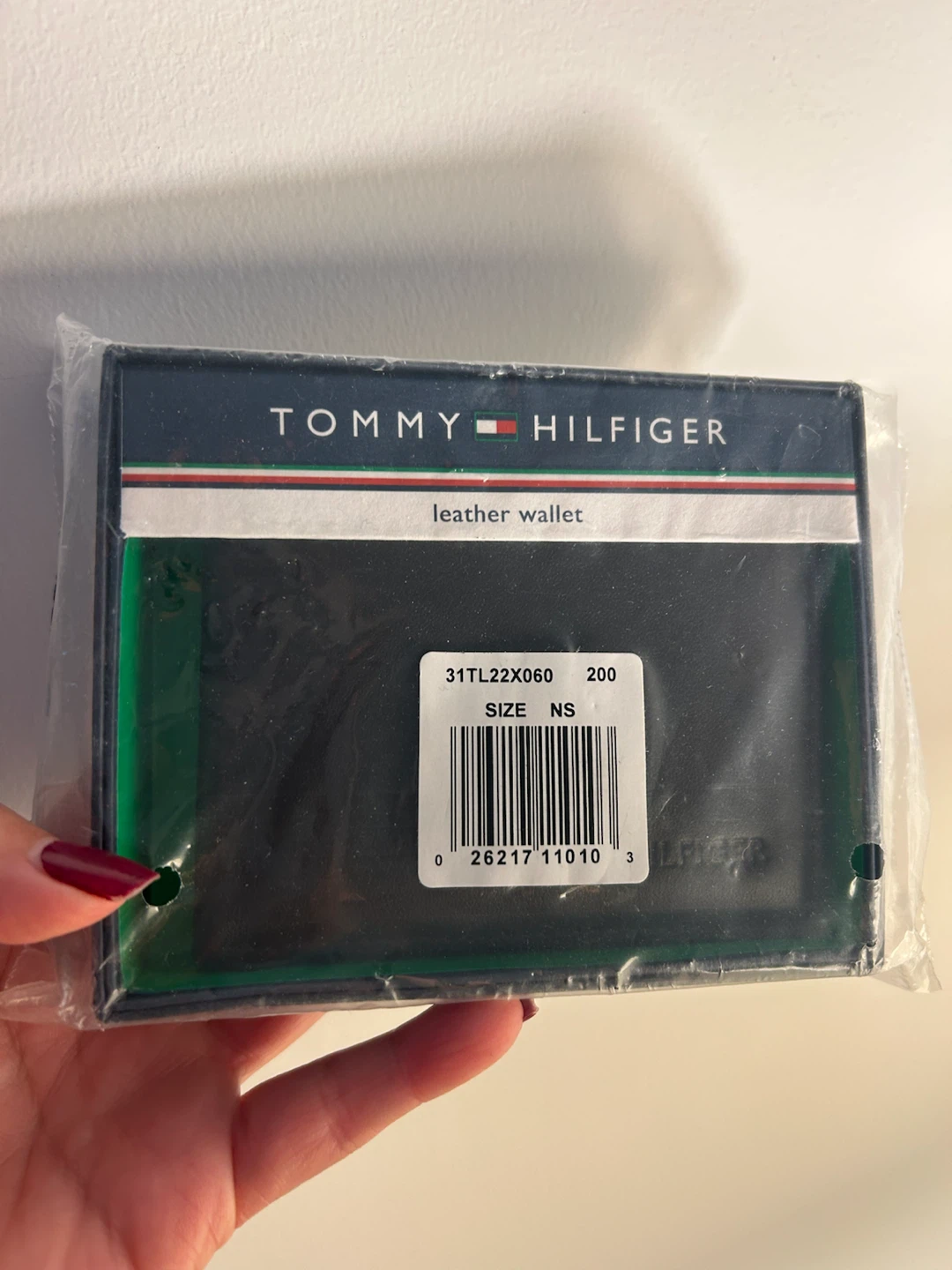 Tommy Hilfiger Leather Wallet - photo 3