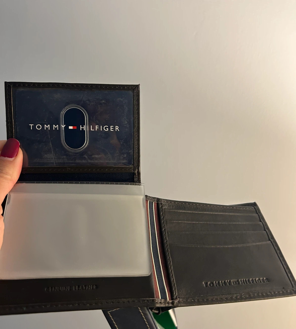 Tommy Hilfiger Leather Wallet - photo 5