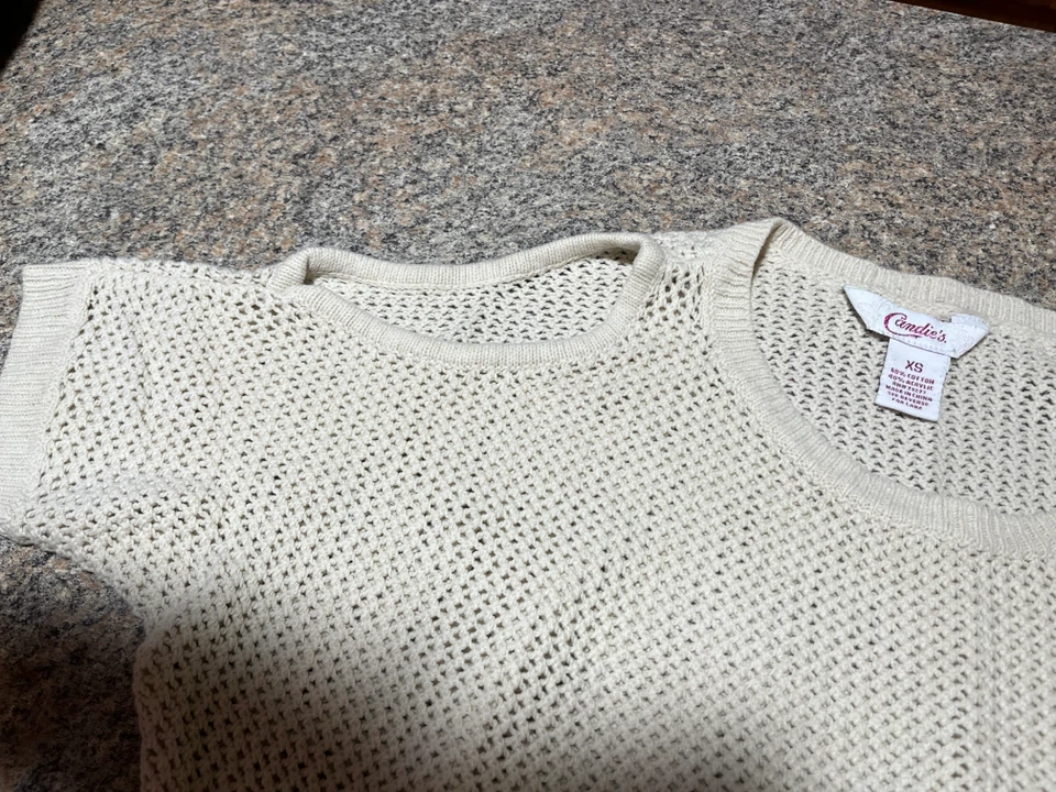 Candie's cream cold shoulder knit top - photo 2