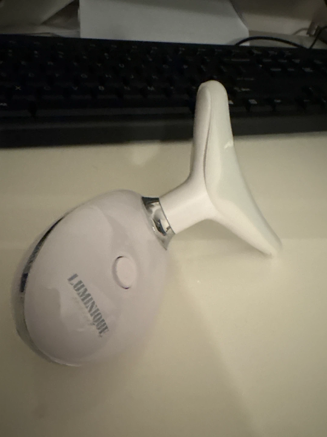 Luminique LED Skin Therapy Device