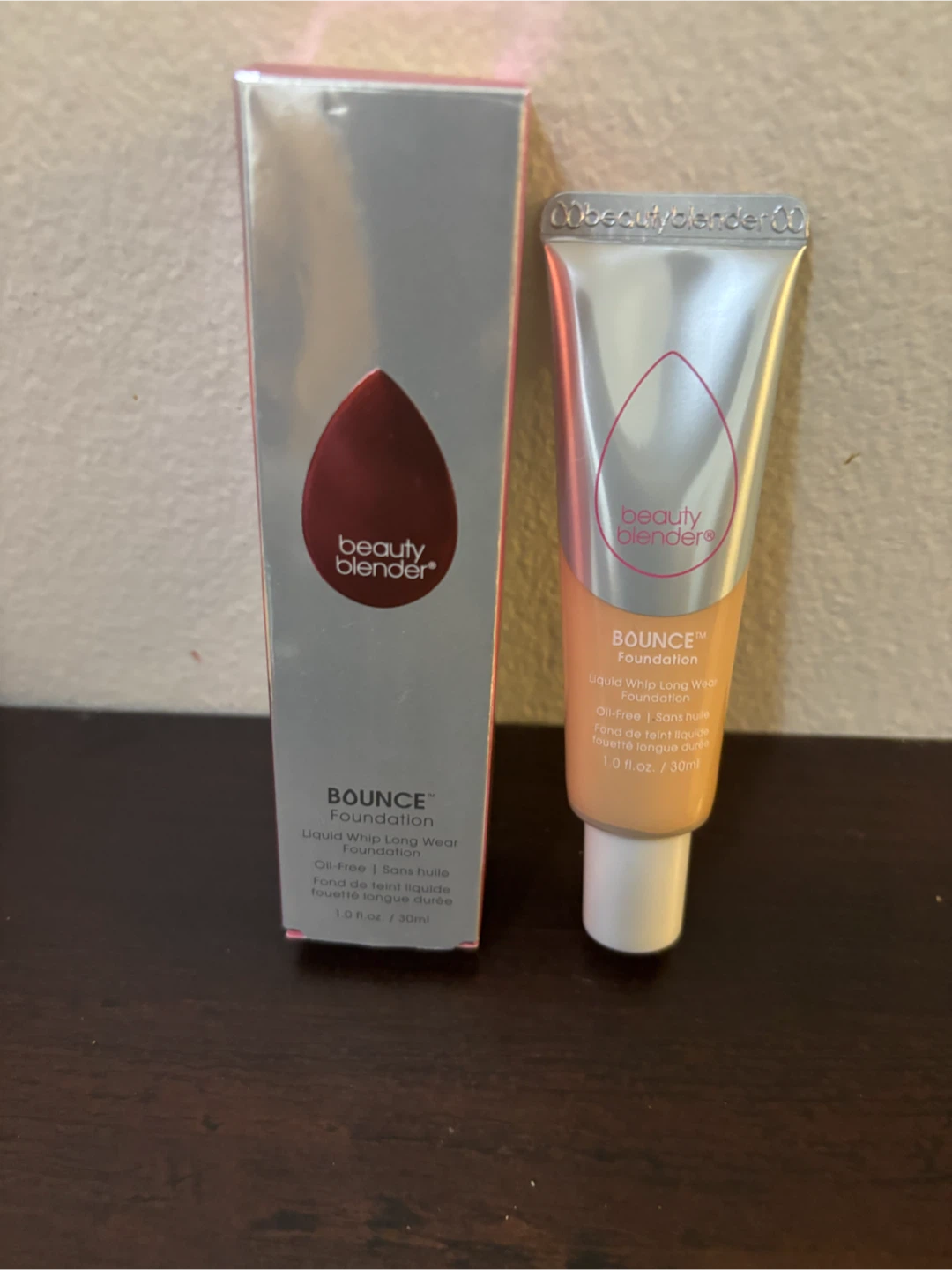 NEW-Beautyblender BOUNCE Foundation 3.65 N Tan Neutral