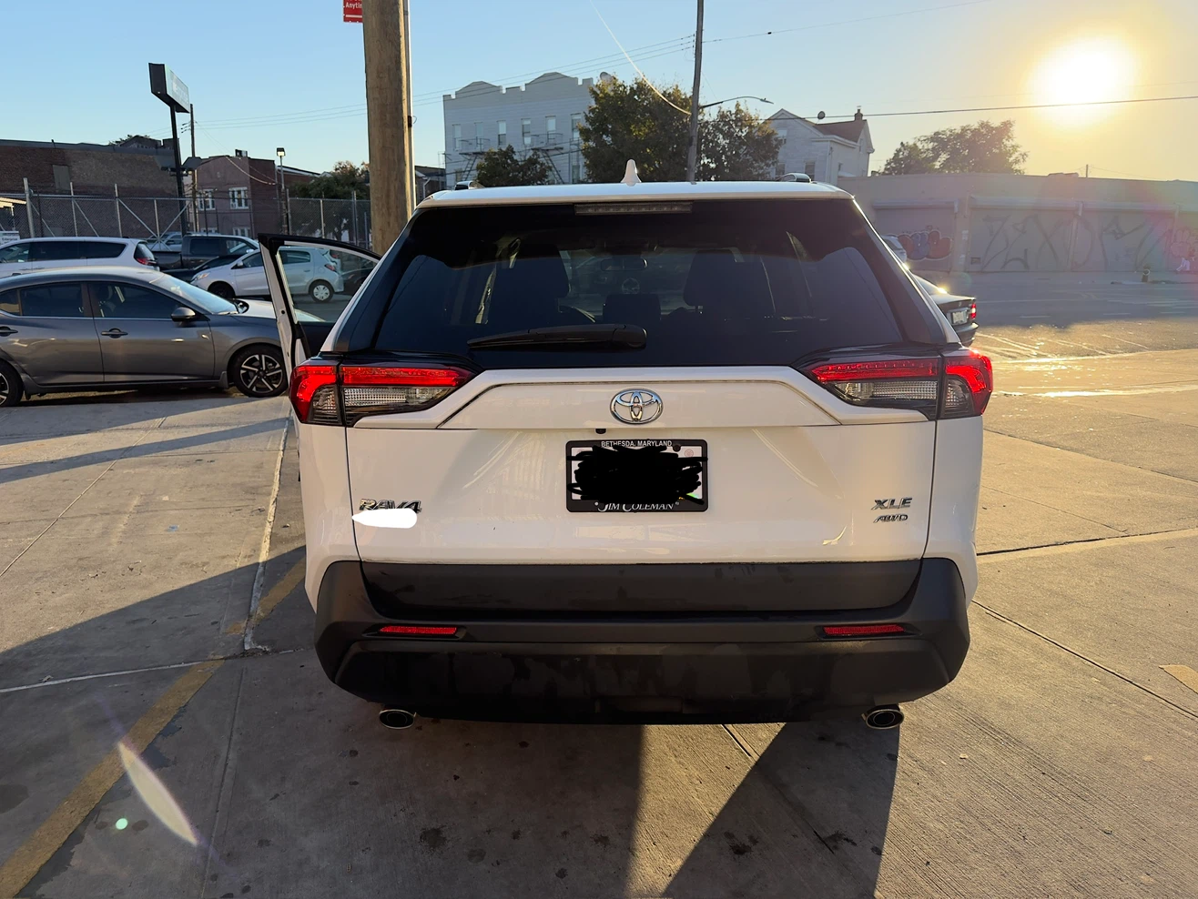 Toyota RAV4 XLE AWD - photo 4