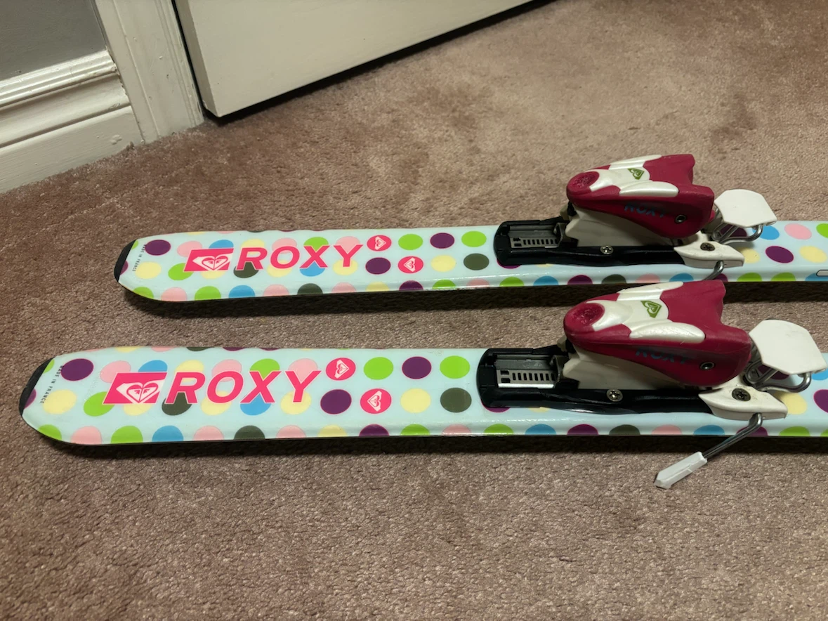 Roxy Junior Skis + Bindings (130 cm)