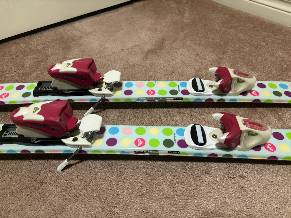 Roxy Junior Skis + Bindings (130 cm) - photo 2