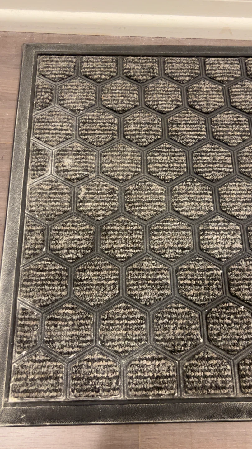 Grey/black Hexagon Pattern Floor Mat Free - photo 3