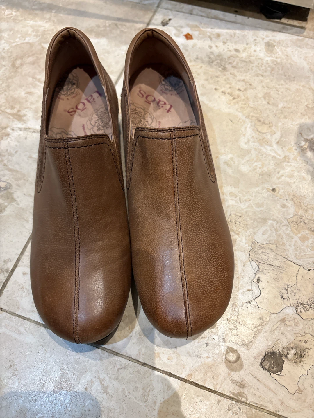 Taos Shuffle Brown Leather Slip-on Shoes