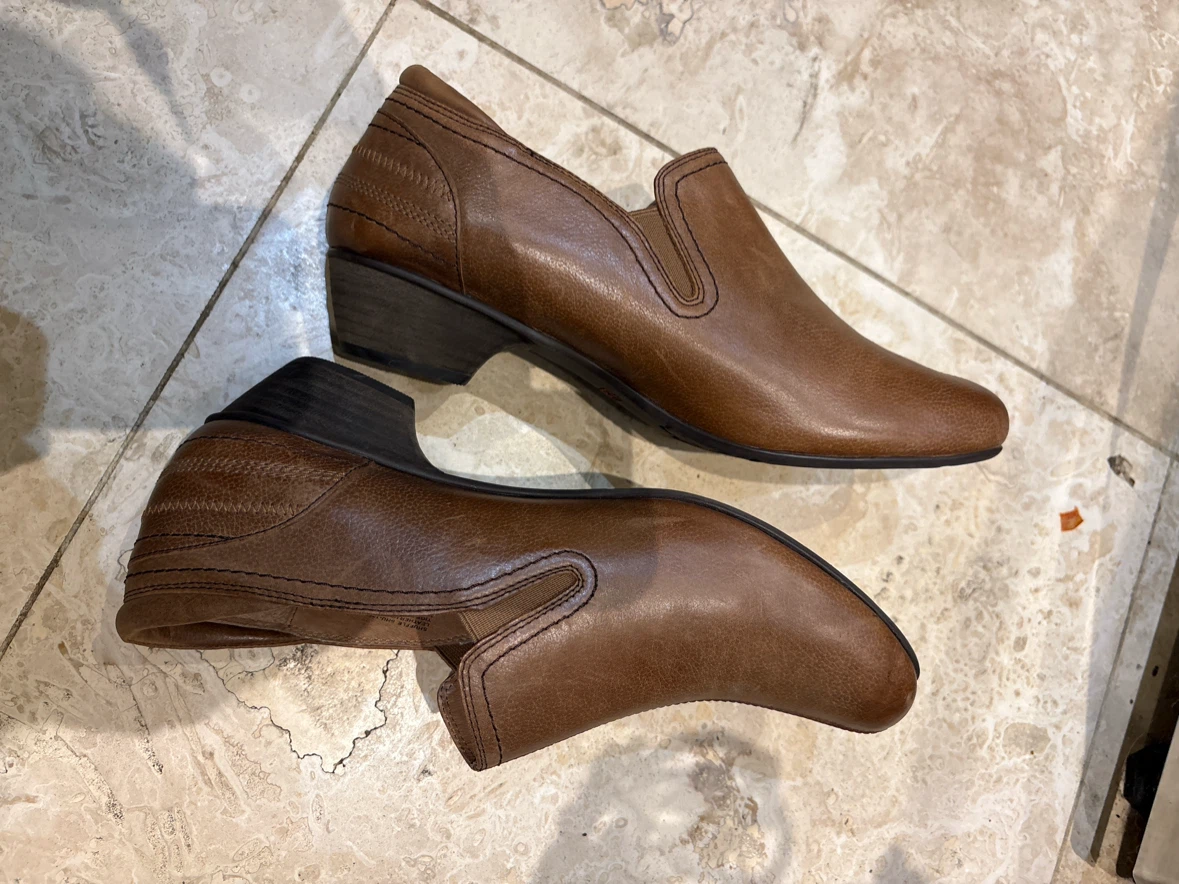 Taos Shuffle Brown Leather Slip-on Shoes - photo 4