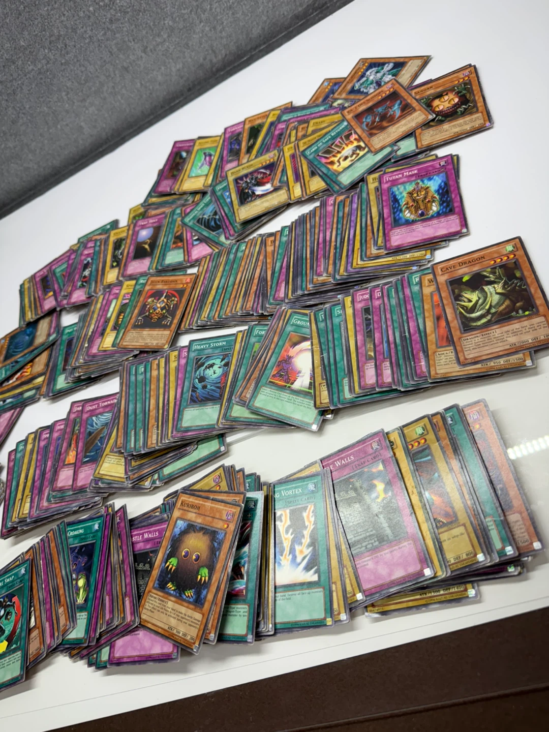 Large Collection of Yu-Gi-Oh! Trading Cards - photo 3