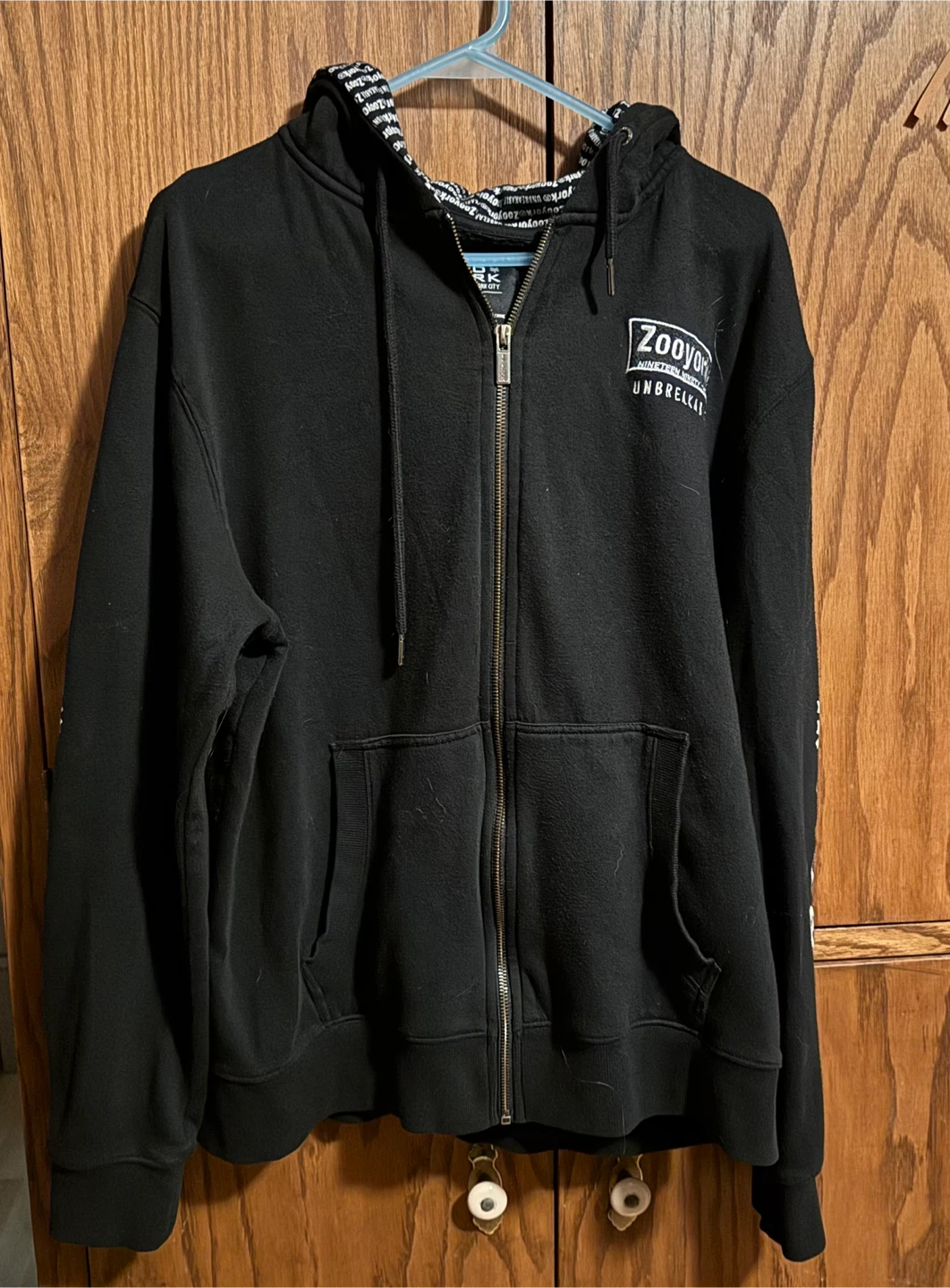 Zoo York hoody, size large