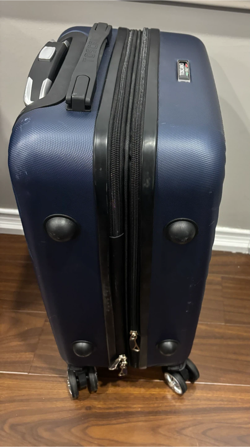 Toscano Italy Hard-Shell Carry-On Suitcase - photo 2
