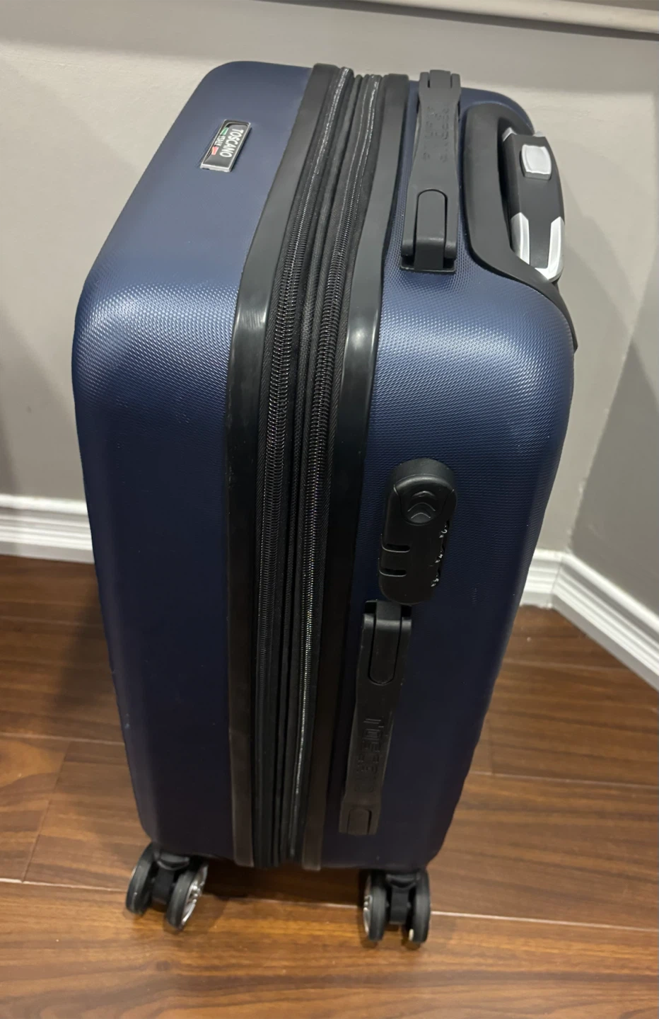 Toscano Italy Hard-Shell Carry-On Suitcase - photo 4