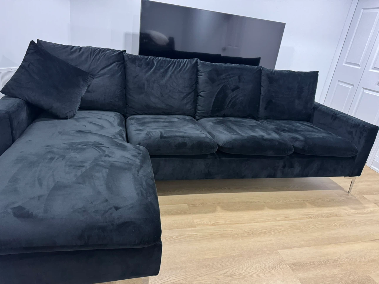 Black Velvet Sectional Sofa with Chaise - photo 3