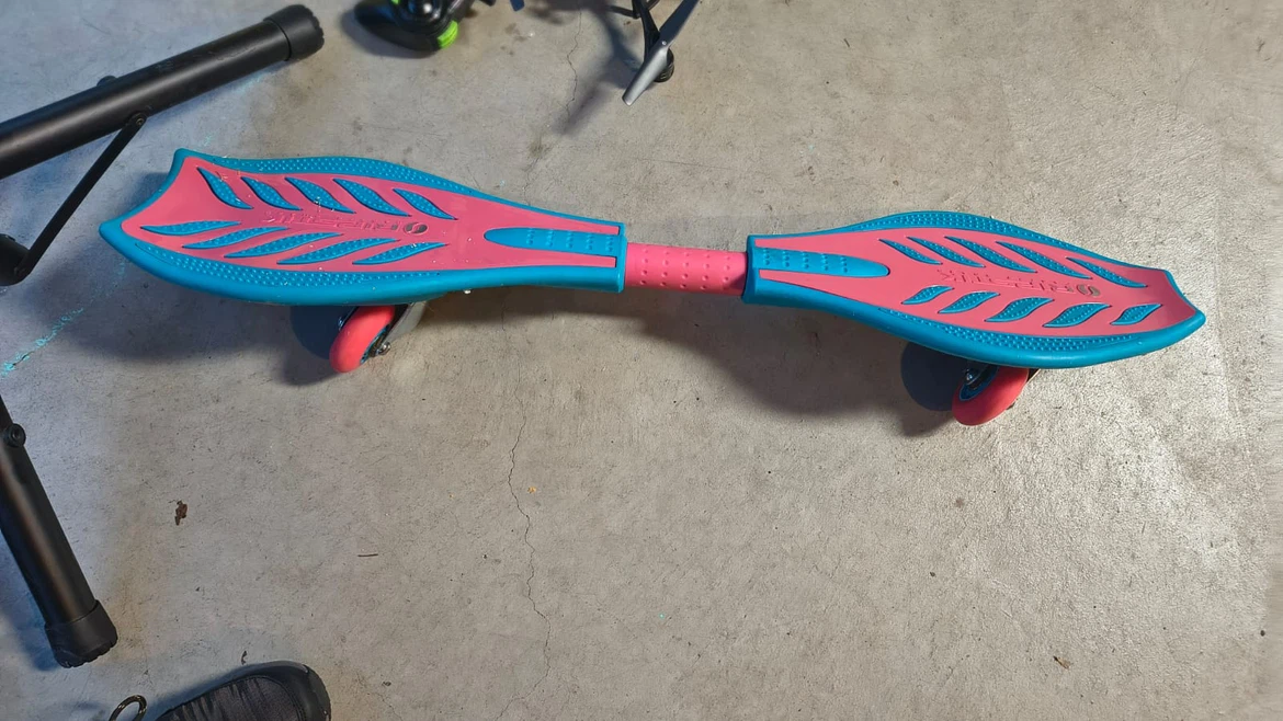 Razor RipStik Caster Board - Pink and Blue
