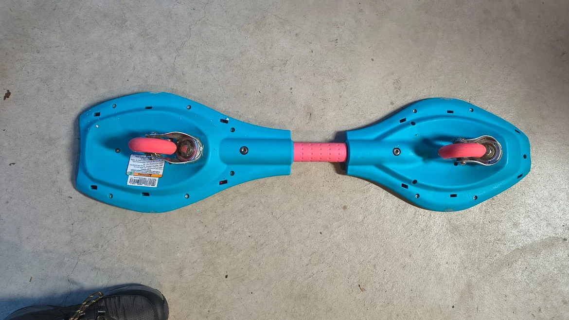 Razor RipStik Caster Board - Pink and Blue - photo 2