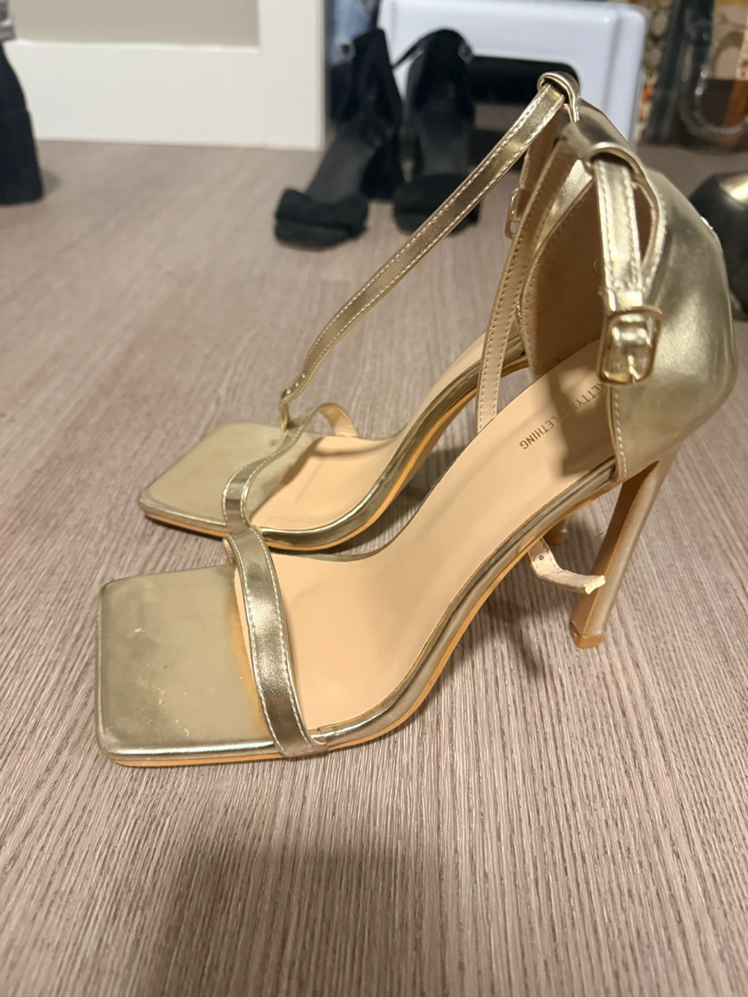 PrettyLittleThing Gold Stiletto Sandals - photo 2