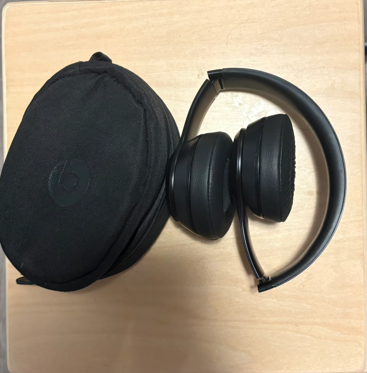 Beats Solo3 Wireless ON-Ear Headphones (NO NOISE CANCELING) - photo 2
