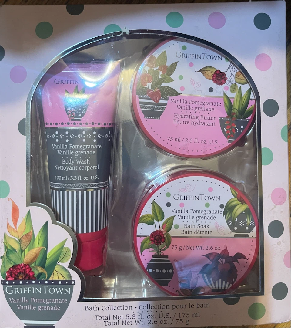 GriffinTown Vanilla Pomegranate Bath Collection Set