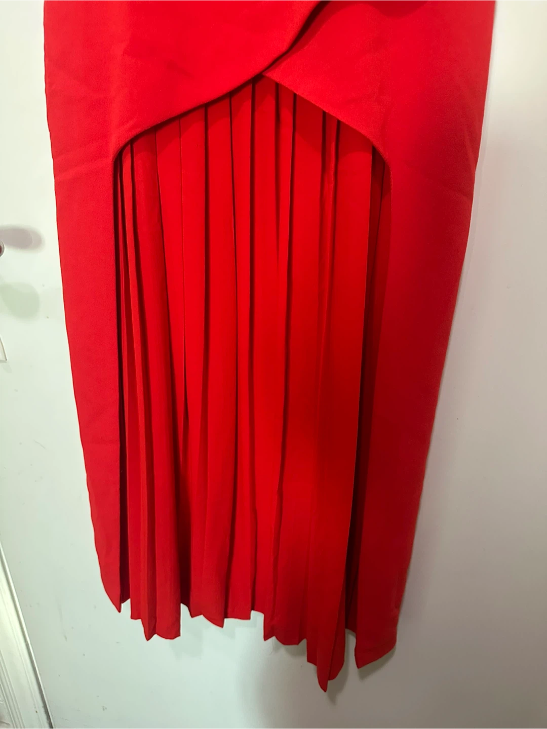 MOTF Red Pleated Dress - photo 3