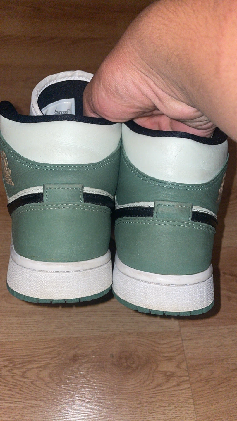Size 6.5 men’s Jordan 1 15$ - photo 5