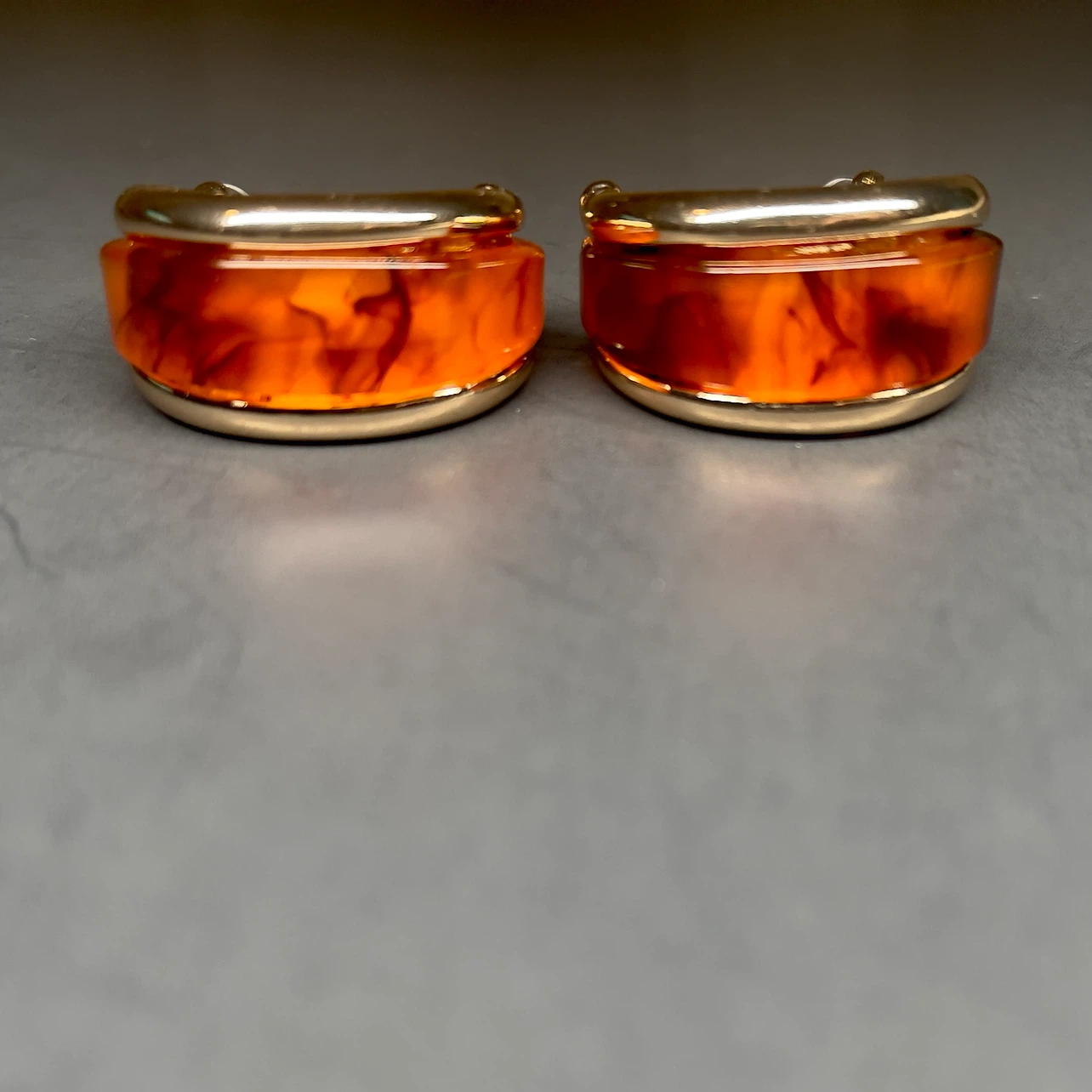 Gold Resin Hoop Earrings - photo 2