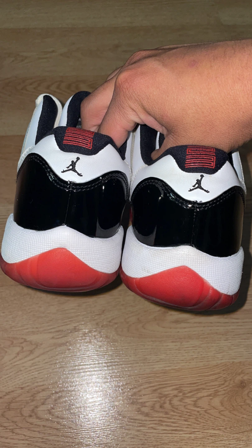 Size 6y Jordan 11 low 15$ - photo 5