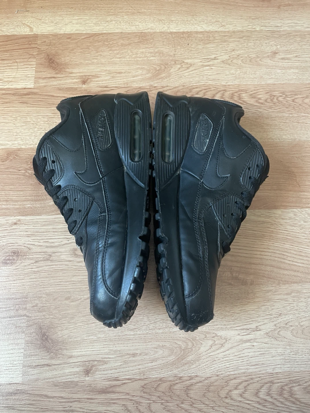 Size 10.5 men’s airmax 20$ - photo 3