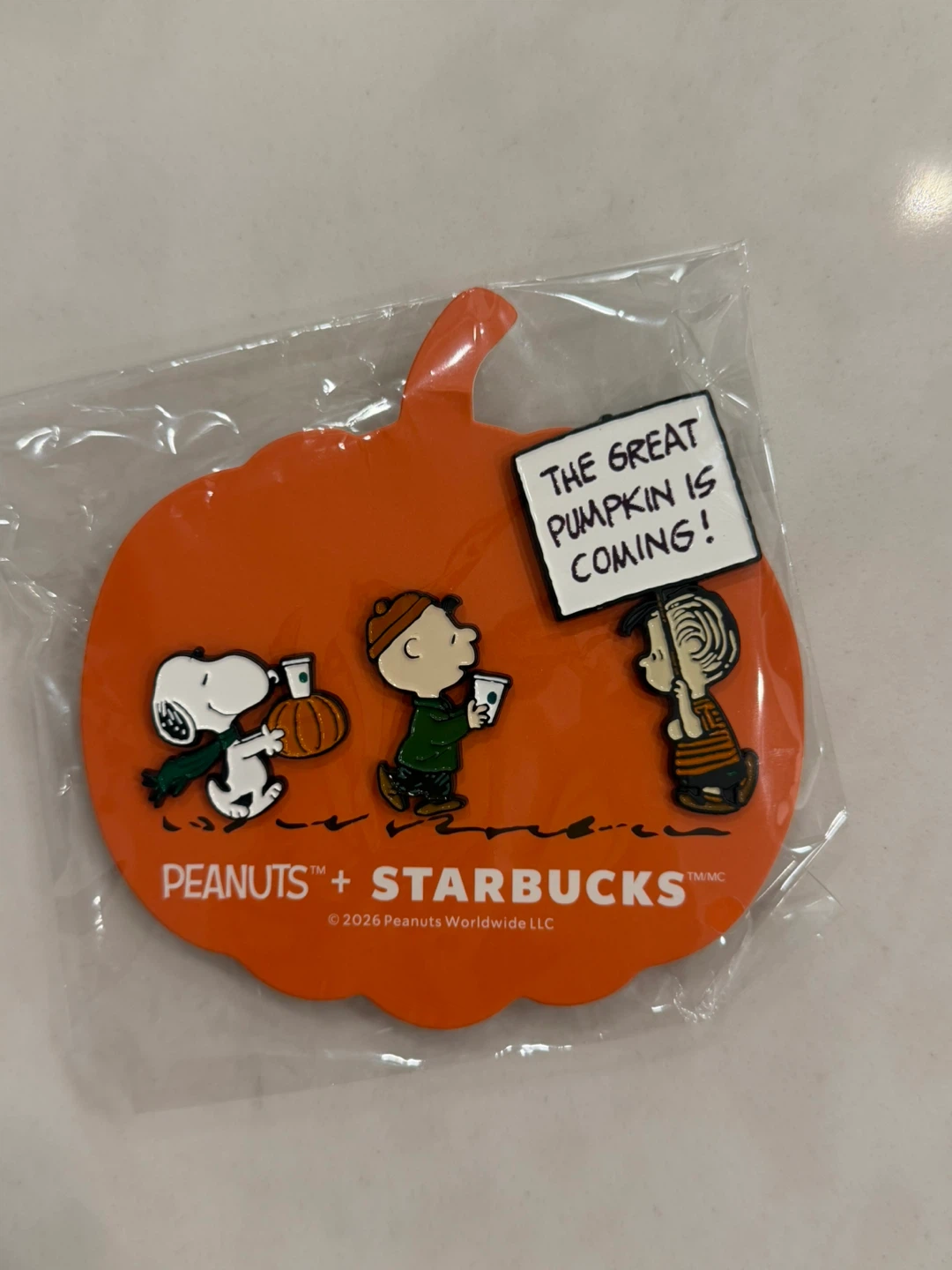 Starbucks × Peanuts 2026 Limited Edition Enamel Pin Set – NEW