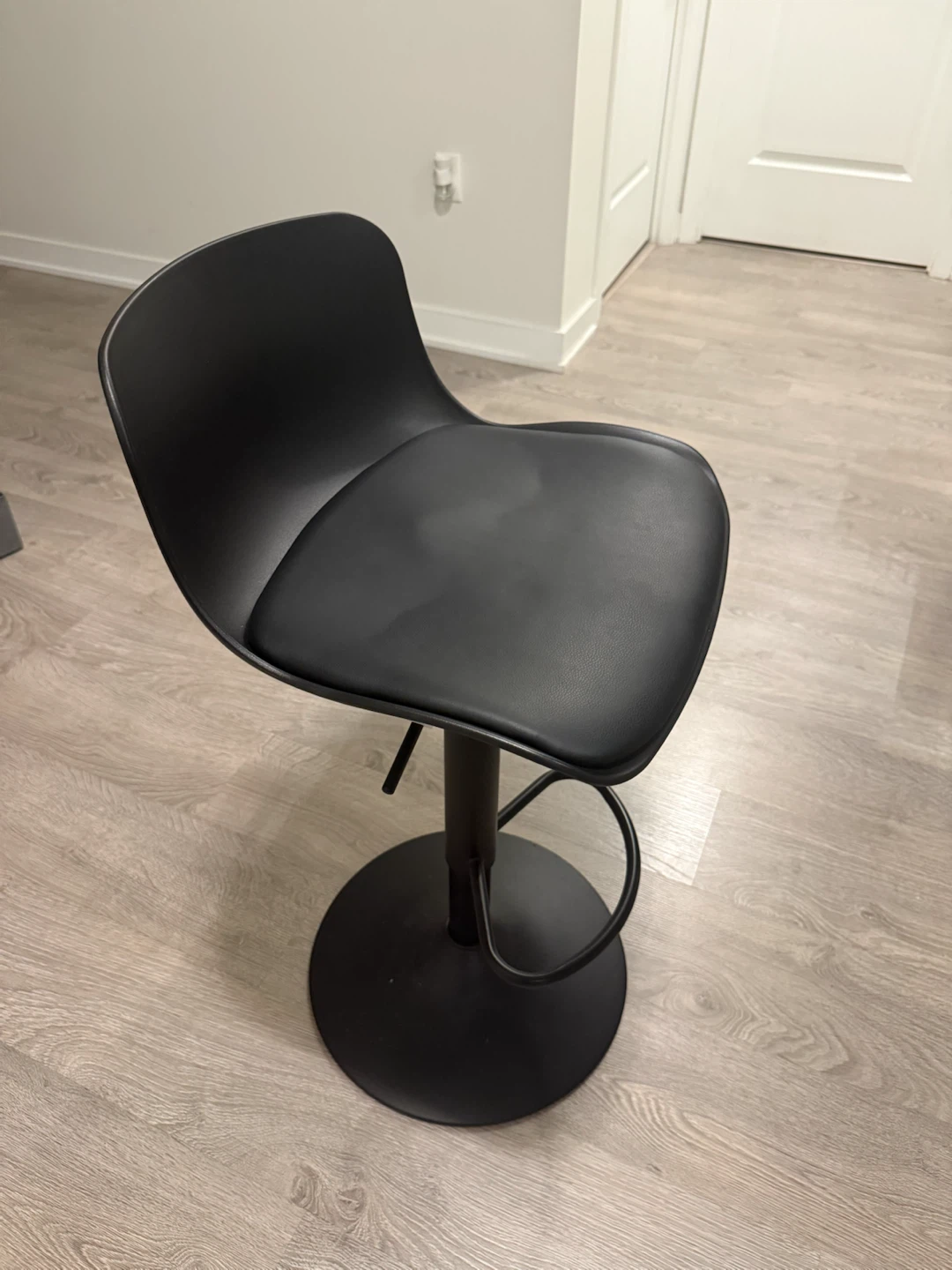 Modern Adjustable Swivel Bar Stool - photo 2