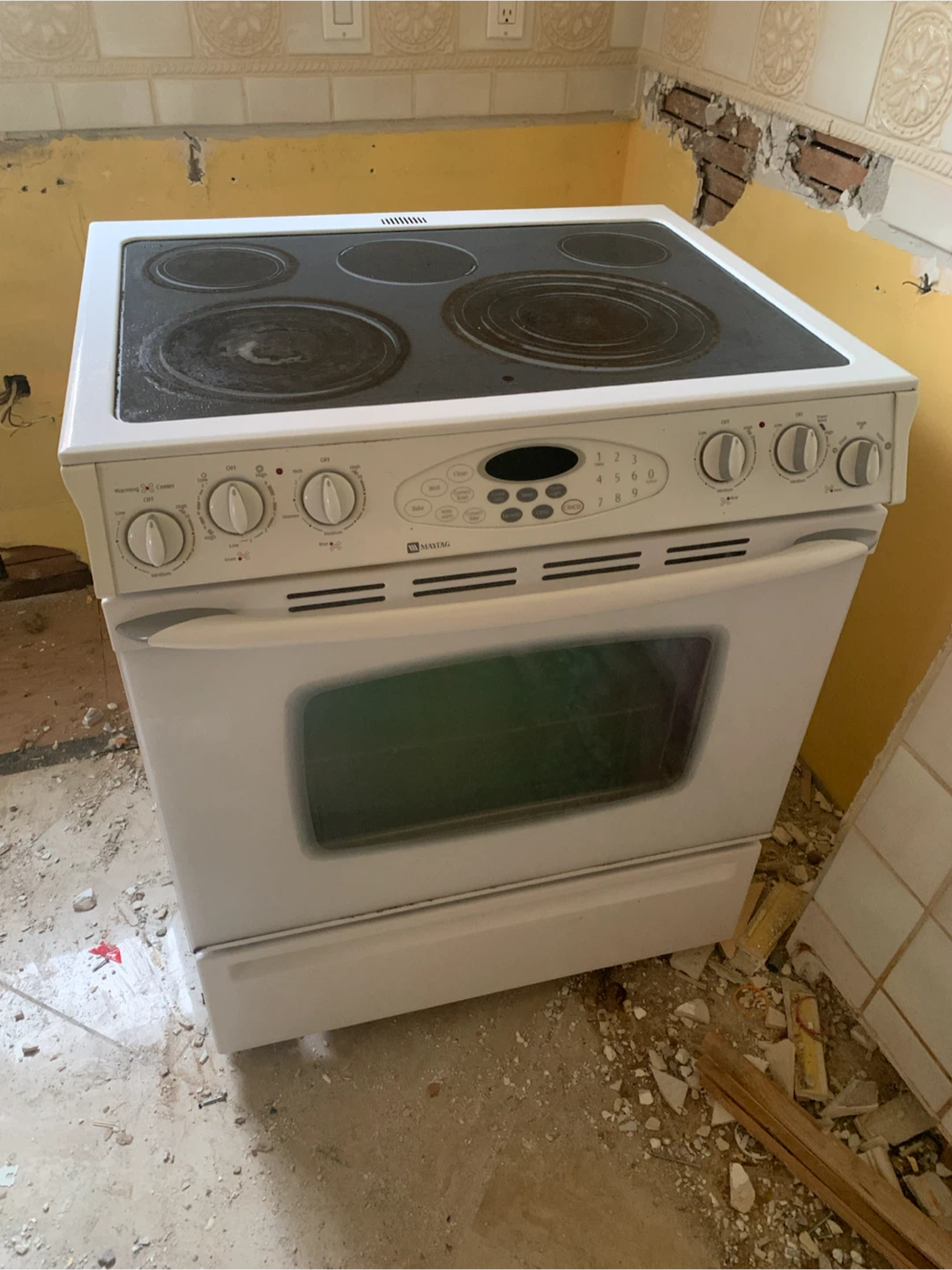 Maytag Electric Stove